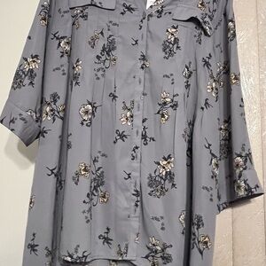 Torrid Gray Floral Hilo Button-Up Blouse